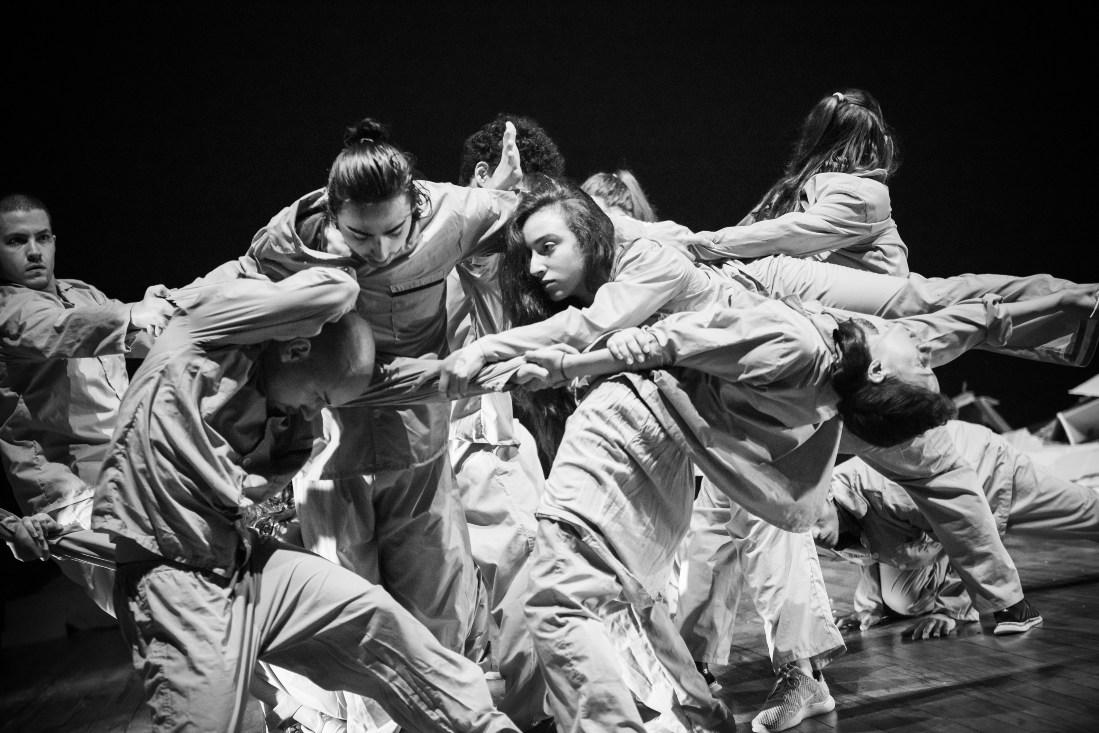 Loop Una Danza Joven